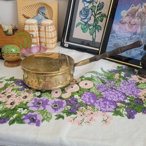 Vintage Brass Bed Warmer Silent Buttler Wooden Handle Hindged Lid